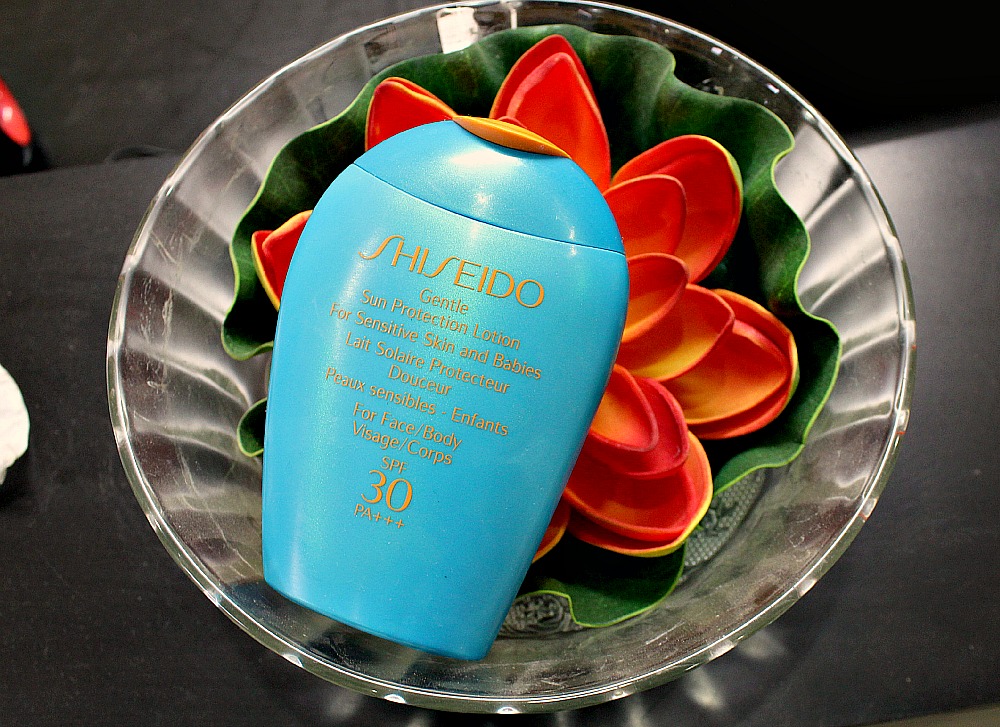 Shiseido Gentle Sun Protection Lotion For Face / Body spf 30 Product Review
