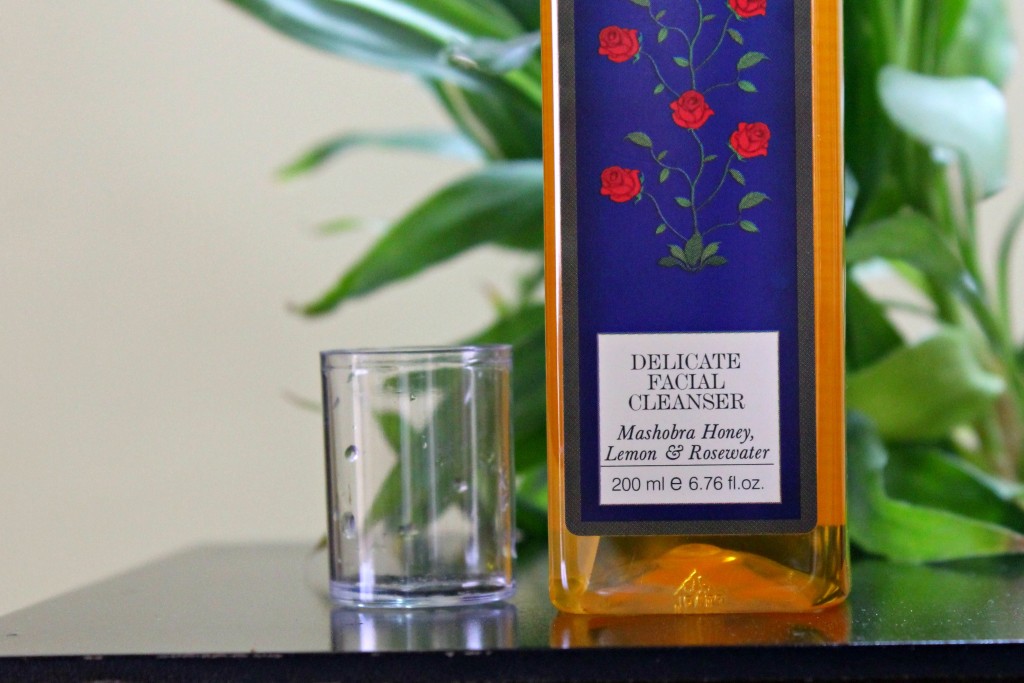 Forest Essentials Facial Cleanser Mashobra Honey, Lemon & Rosewater Product Review